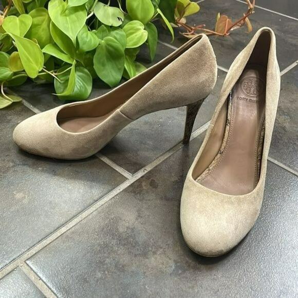 Tory Burch Suede Nude Heels 9 - Picture 2 of 12